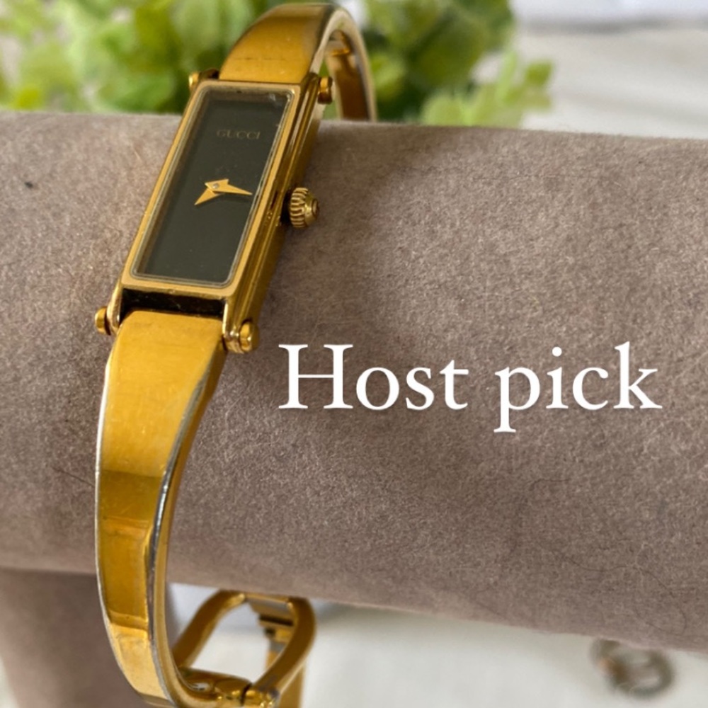 GUCCI 1500 Women’s Gold Watch